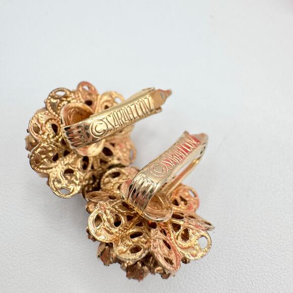 Vintage Sarah Coventry Red Rhinestone Clip On Earrings Romantic Filigree 3D - Picture 8 of 14
